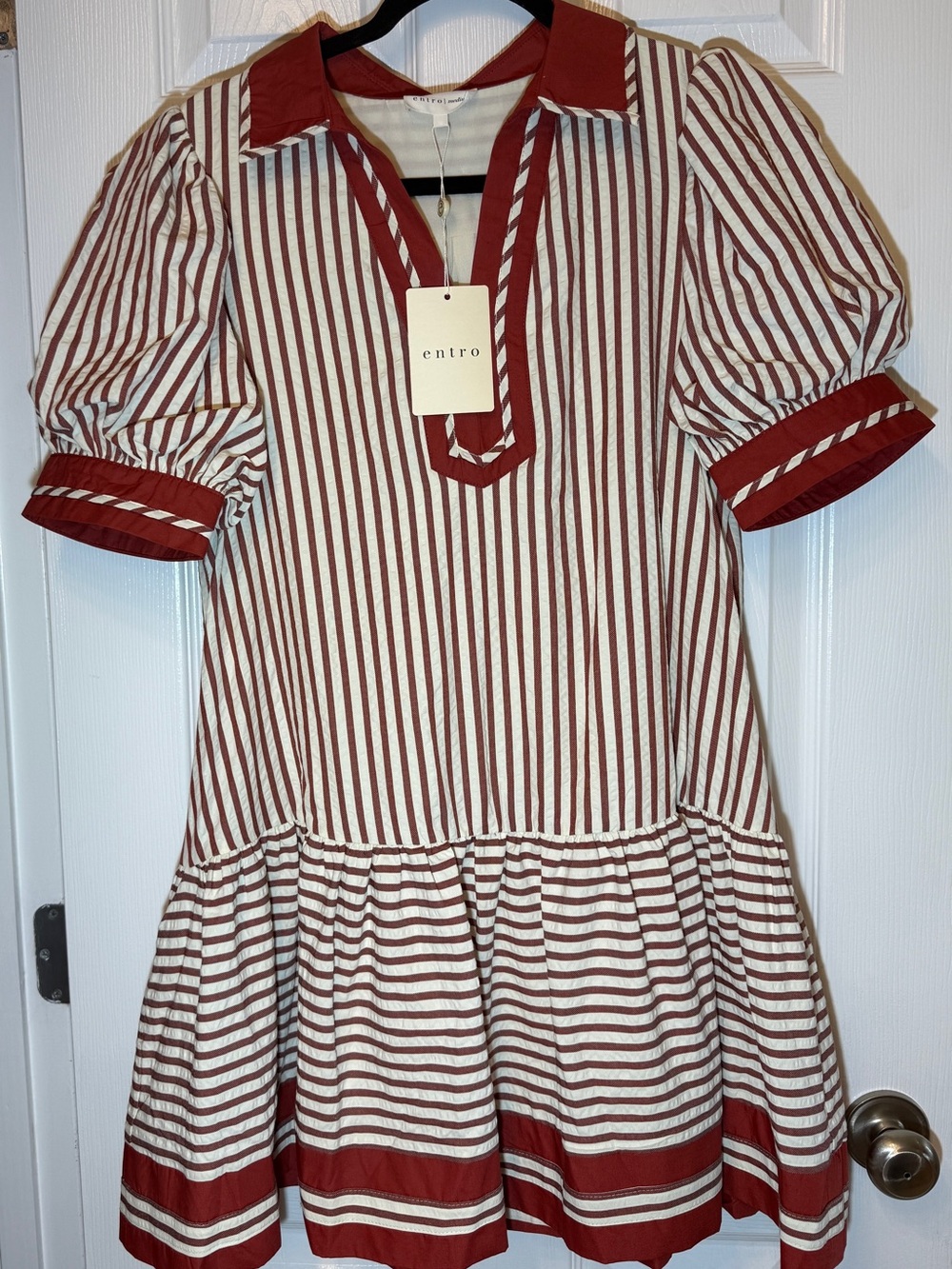 Entro - Red Rust and Cream Striped Puff-Sleeve Dress with matching trim - Picture 2 of 4